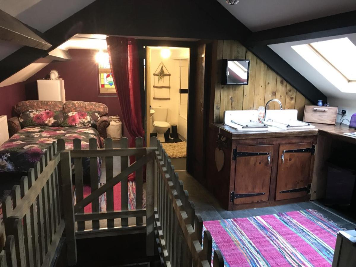 Happy Hippy Apartment Scarborough Ngoại thất bức ảnh